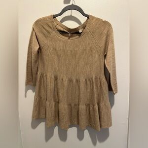 Anthropology Women's Tan Tiered light weight wool and nylon top. Size small